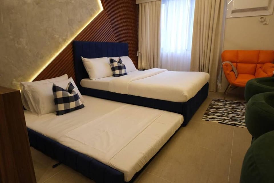 Bed, Photo of the whole room, Bedroom, air conditioner