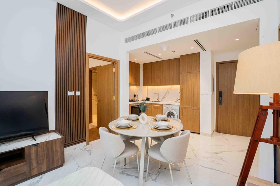 Communal lounge/ TV room, TV and multimedia, Kitchen or kitchenette, Living room, Seating area, Dining area