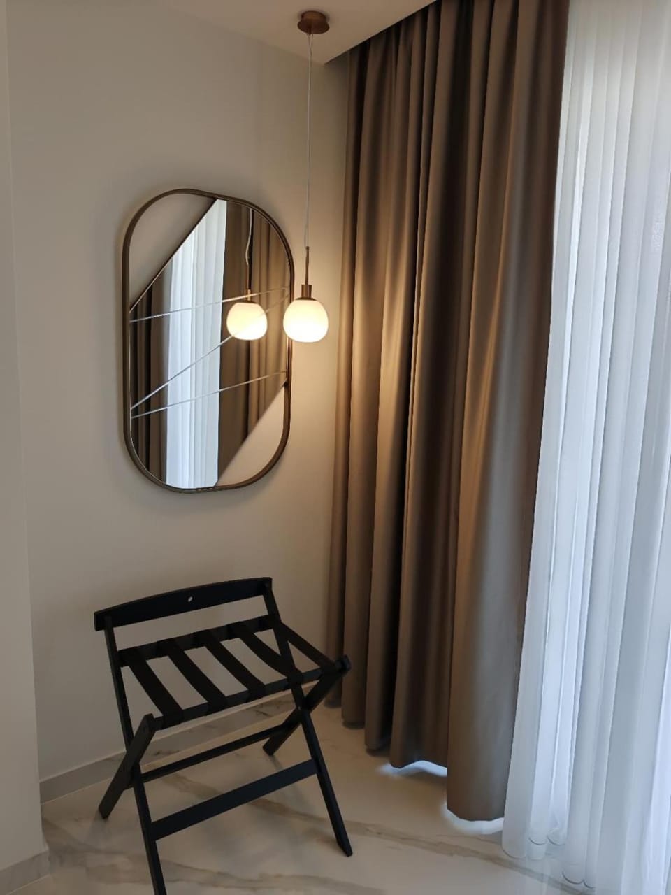 Royal Rooms by J'adore Hotel in Timiș County
