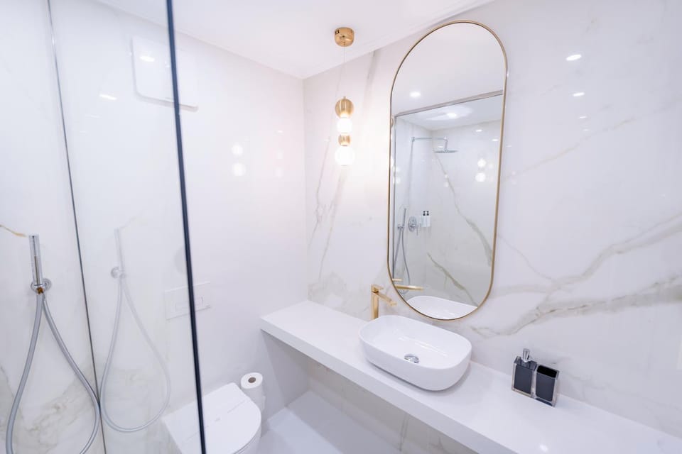 Royal Rooms by J'adore Hotel in Timiș County