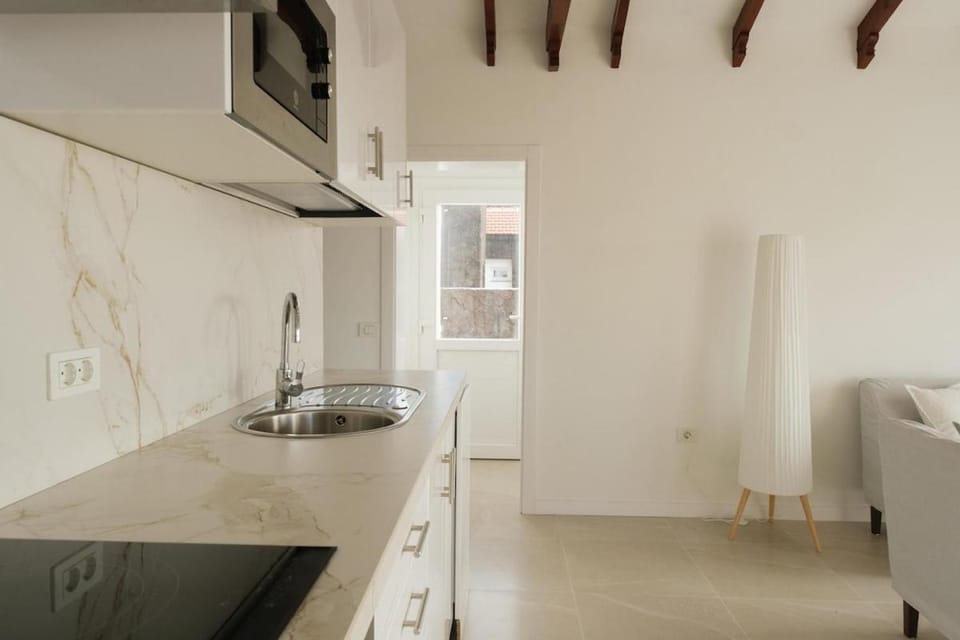 Kitchen or kitchenette, stove