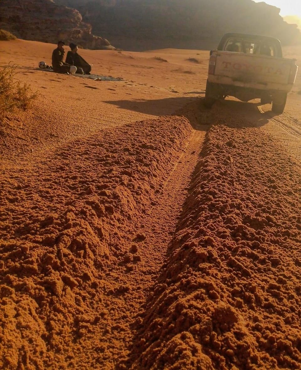 Moon House & Sunset Tour Campground/ 
RV Resort in South District