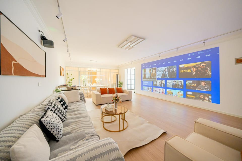 TV and multimedia, Living room, Seating area