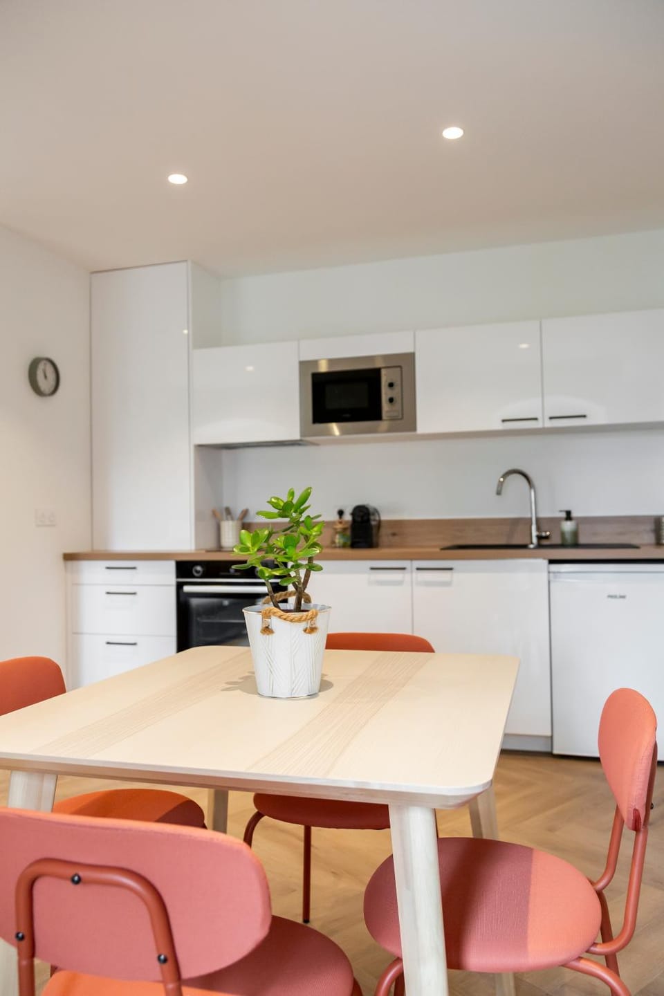 Le Ravito Apartment in Laval