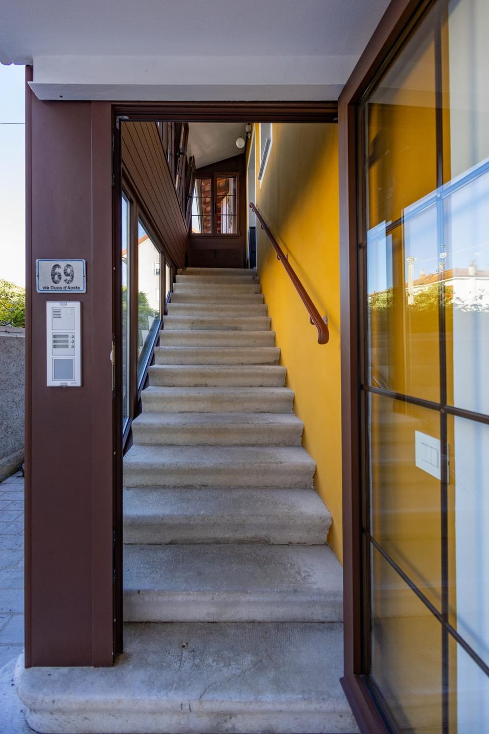 Facade/entrance