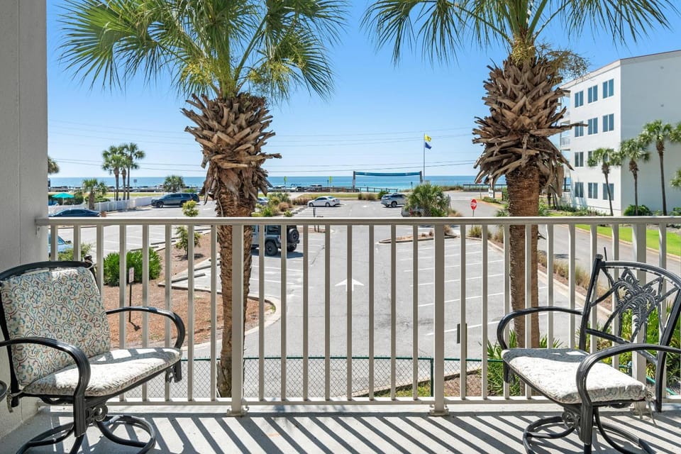 Pavilion Palms 105C- The Emerald Jewel House in Miramar Beach