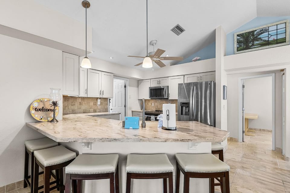 5550 Palmetto Paradise- 3BR with Gulf Views, Heated Pool home House in Estero Island