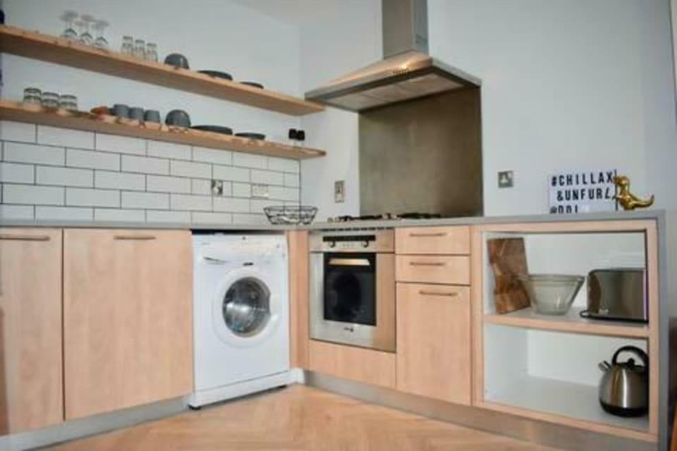 2 bed bright and modern flat in the city centre Apartment in Dublin