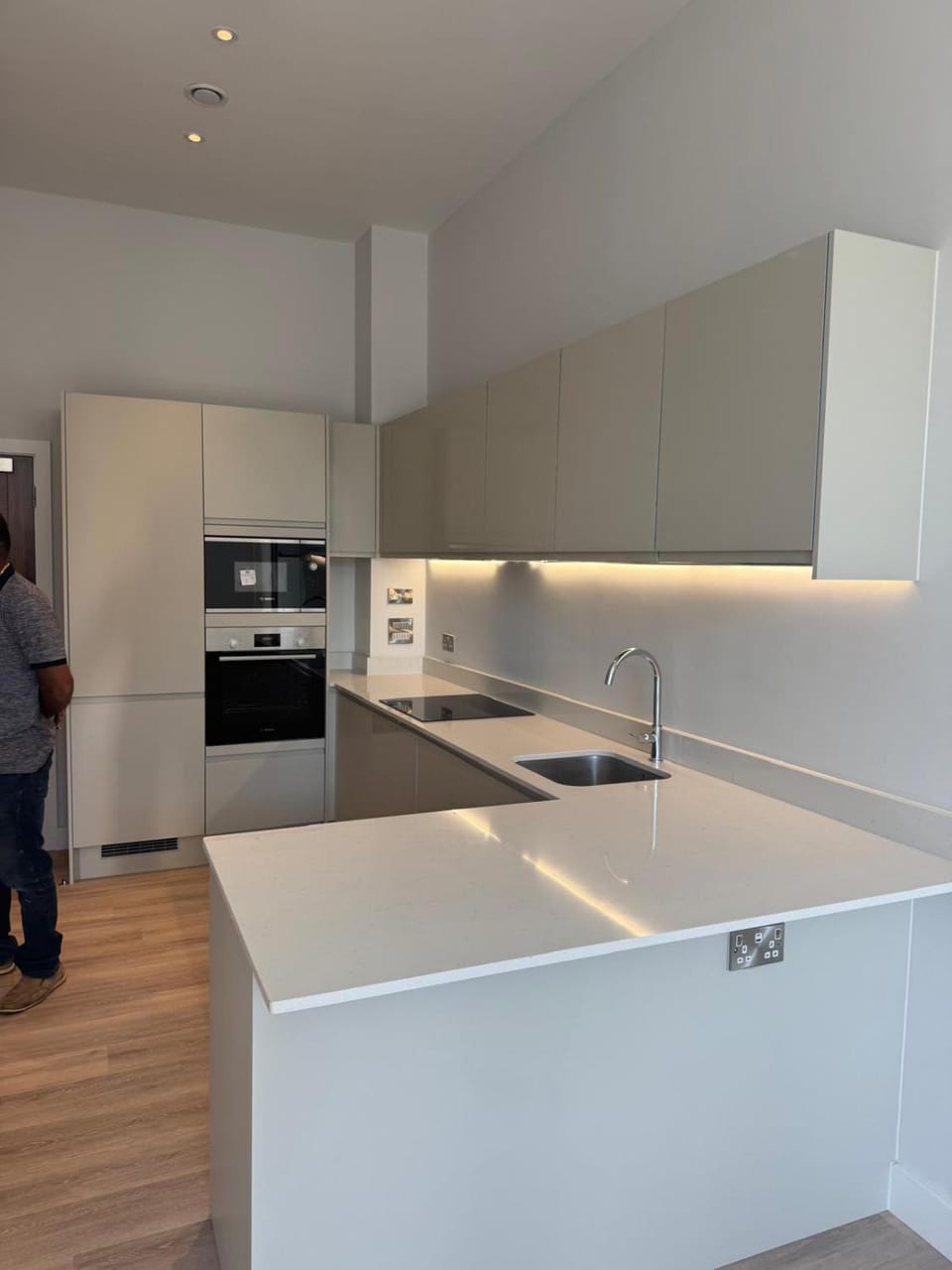 Paramount Stays - Uxbridge Apartment in Uxbridge