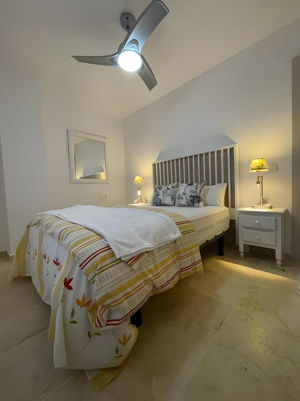 Living room, Bedroom