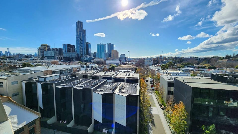 South Yarra Style - Smart 1bed with parking Apartment in Melbourne