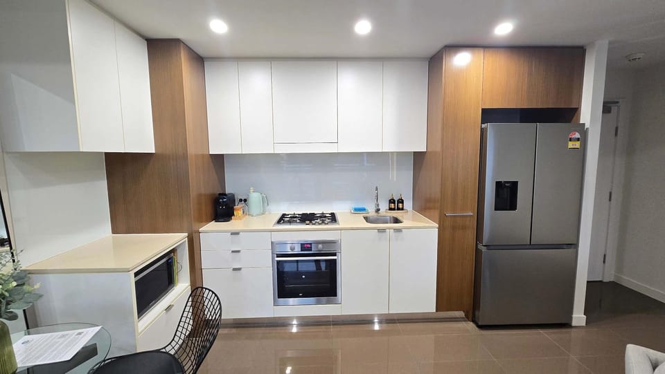 LUXE Waterloo 1 bed with parking gym & pool Apartment in Sydney