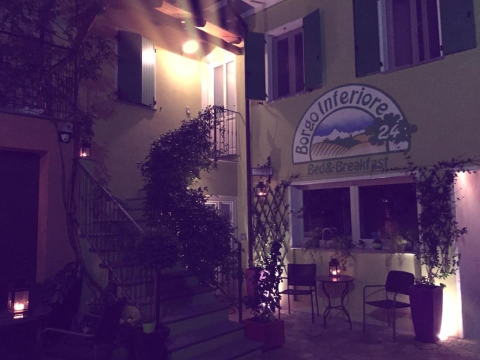 Facade/entrance, Night