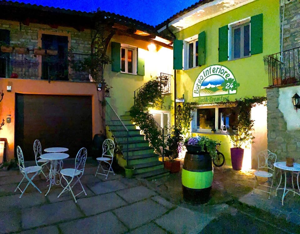 Borgo Inferiore 24 Bed and Breakfast in Liguria