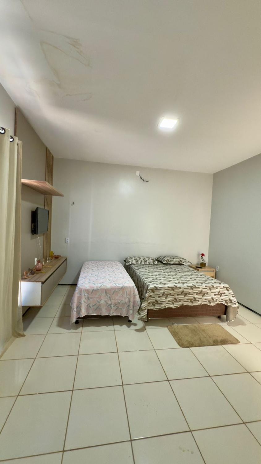 Bed, Photo of the whole room, Bedroom, air conditioner