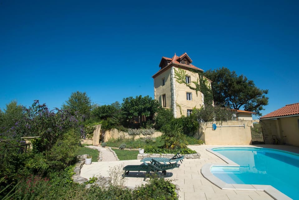 Property building, Pool view, Swimming pool