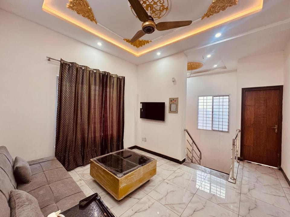 gill house Apartment in Punjab
