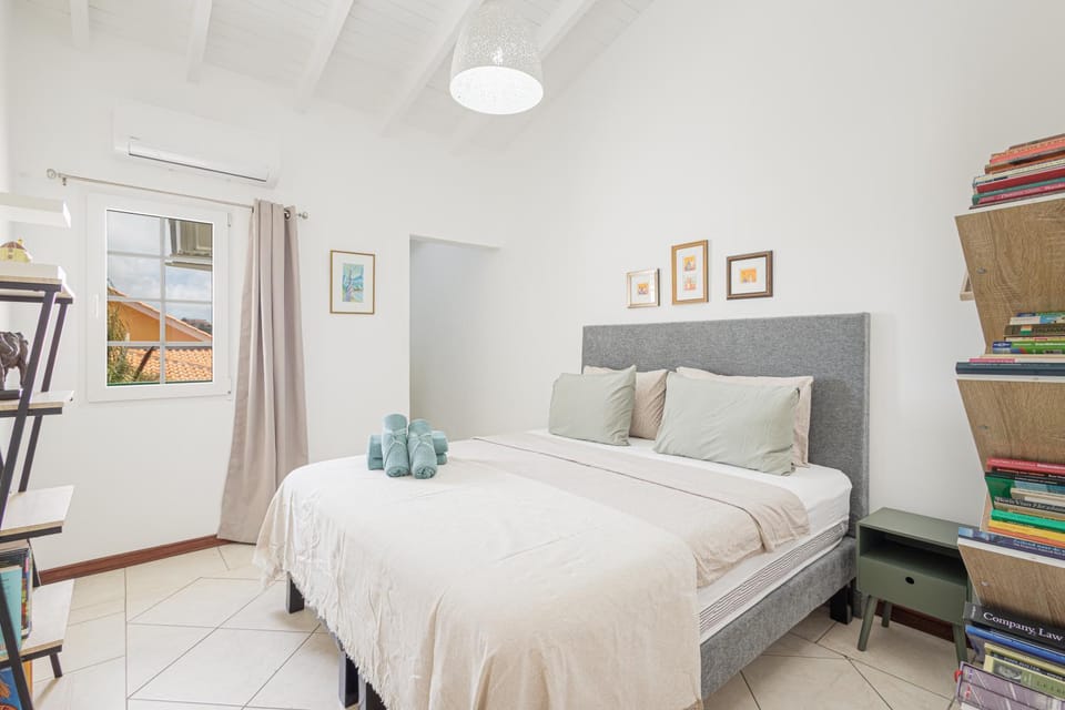 Spanish Water Pier Apartment in Jan Thiel