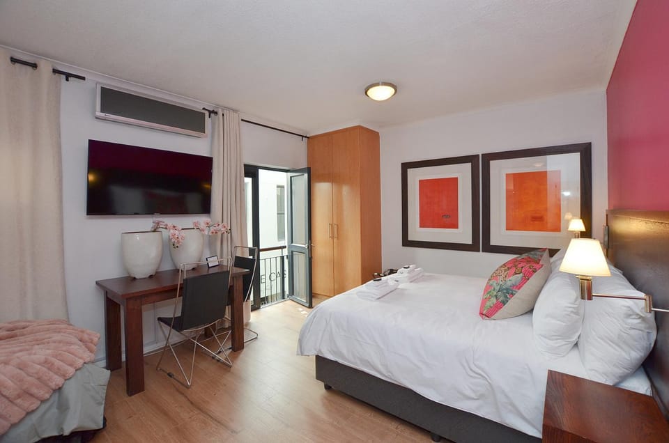 The Sleep Easy in the Old Town Stellenbosch Apartment in Stellenbosch