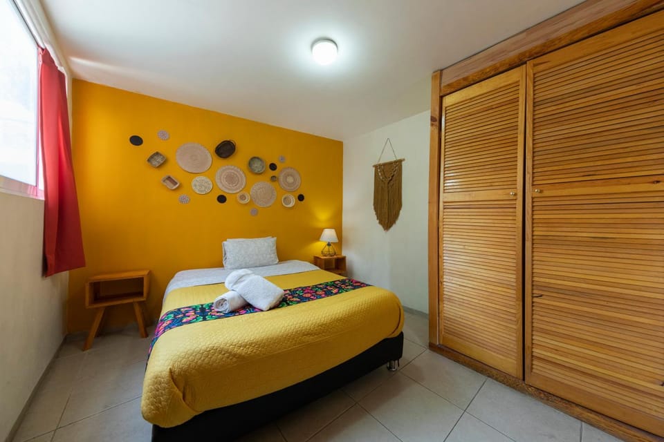 Bed, Photo of the whole room, wardrobe