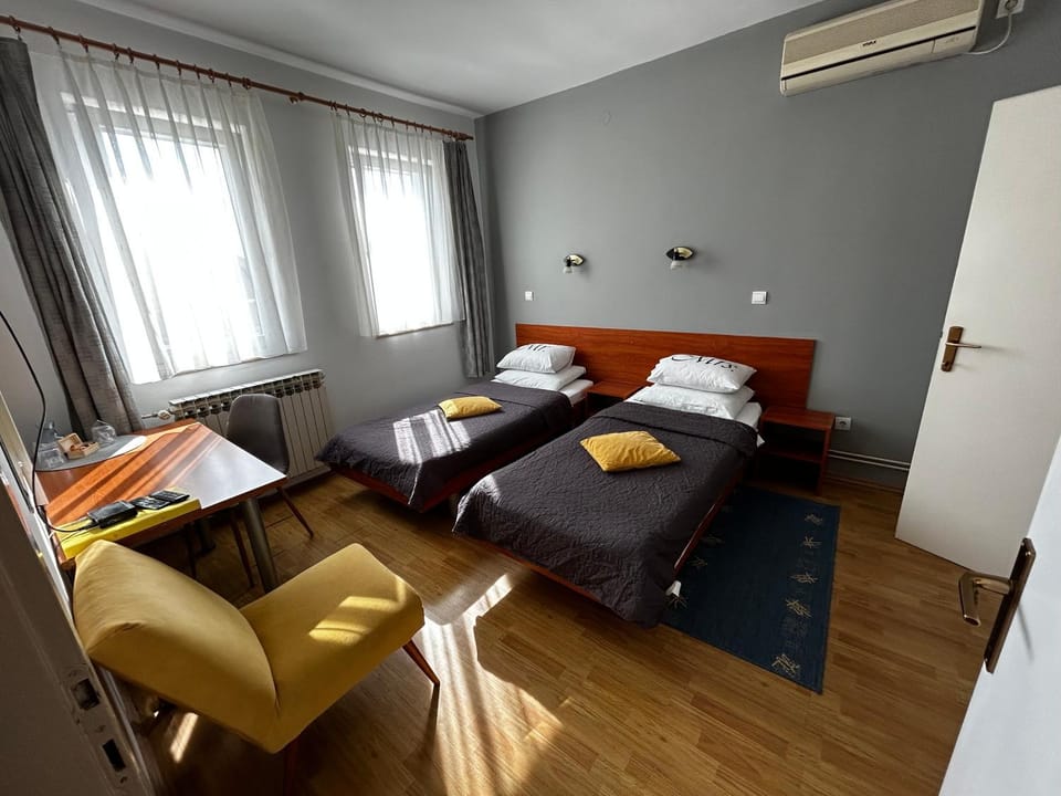 Moto klub Brod Inn in Slavonski Brod