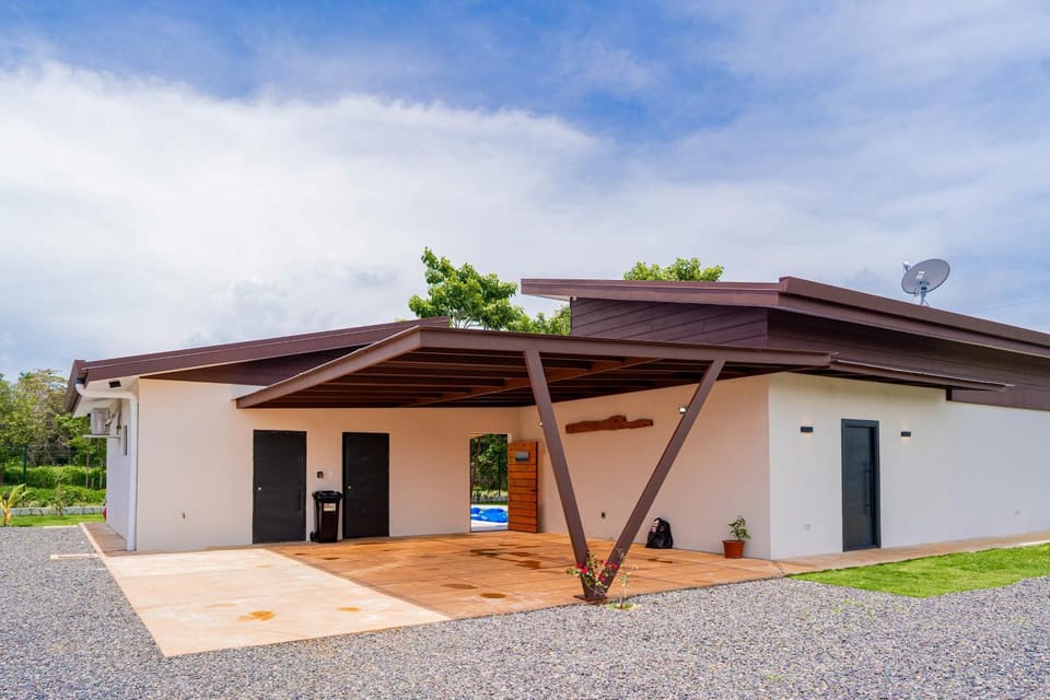 Villa Blanca Villa in Esterillos Este