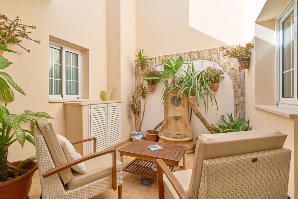 Property building, Living room
