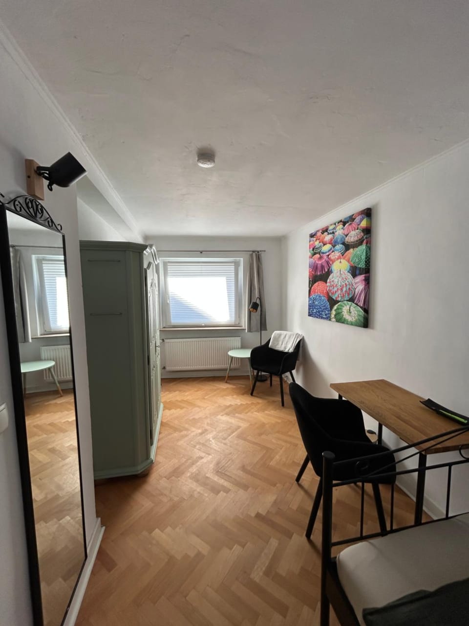 Photo of the whole room