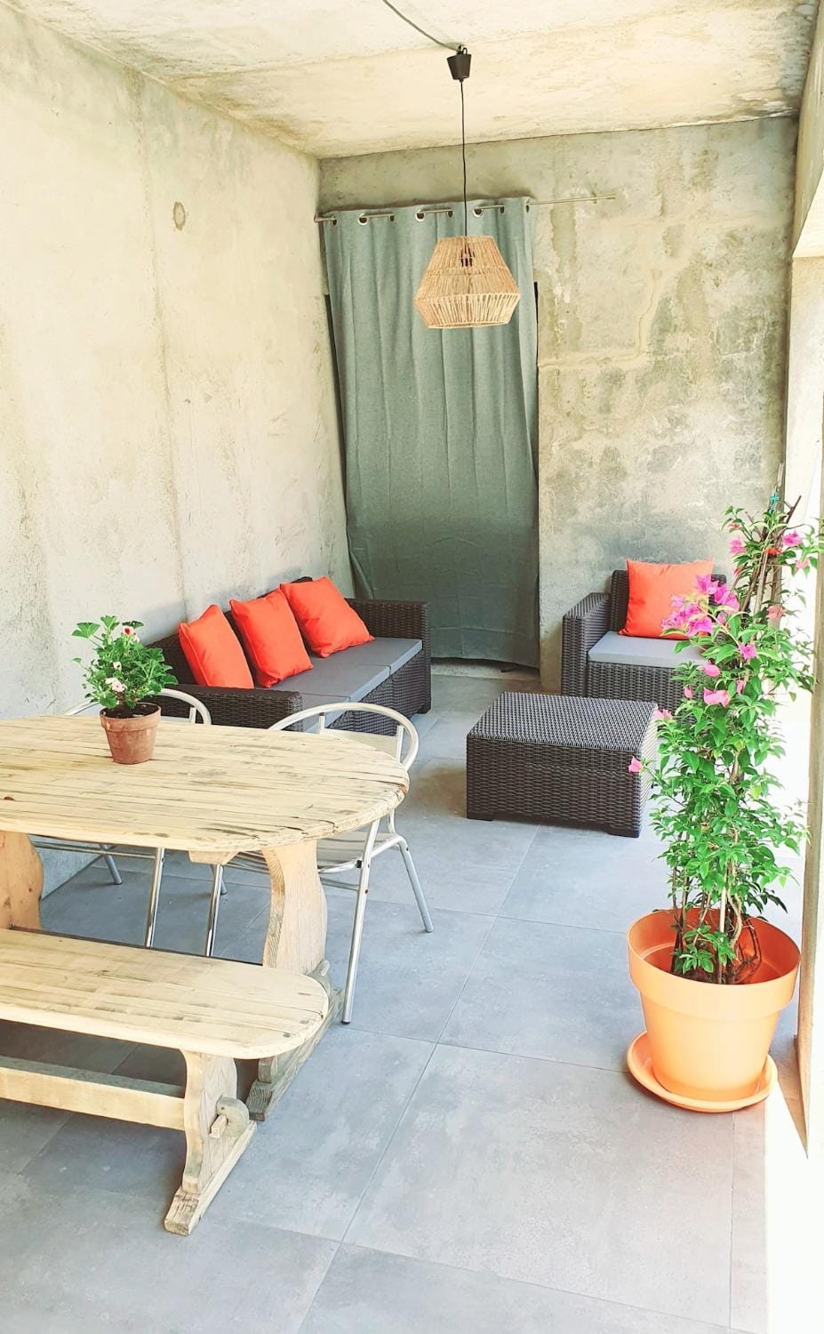 Appartement neuf avec extérieur de plein pieds Apartment in Corsica