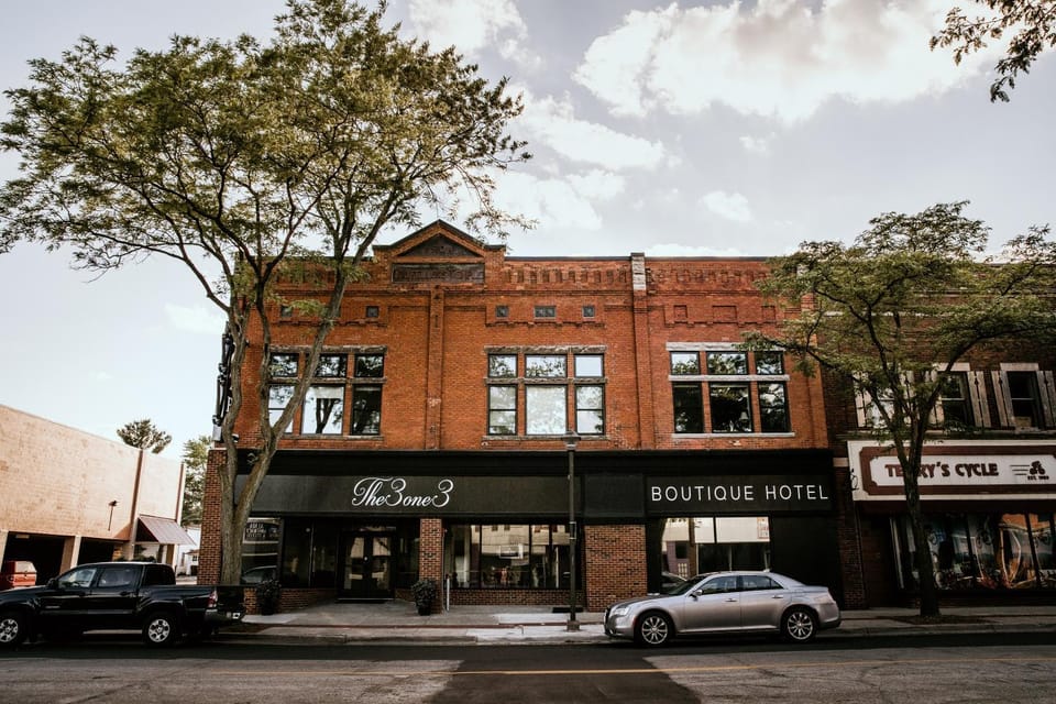 Day, Street view, Location