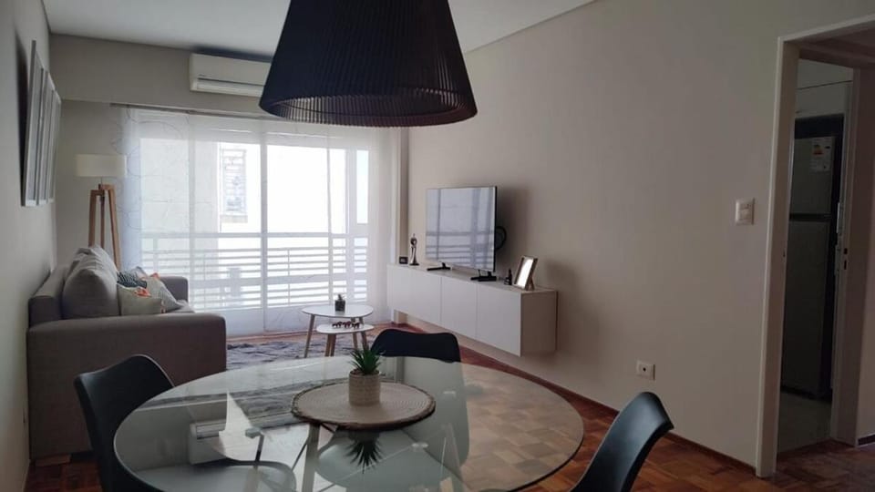 KD departamento Parque Chacabuco Cálido y luminoso semipiso Apartment in Buenos Aires