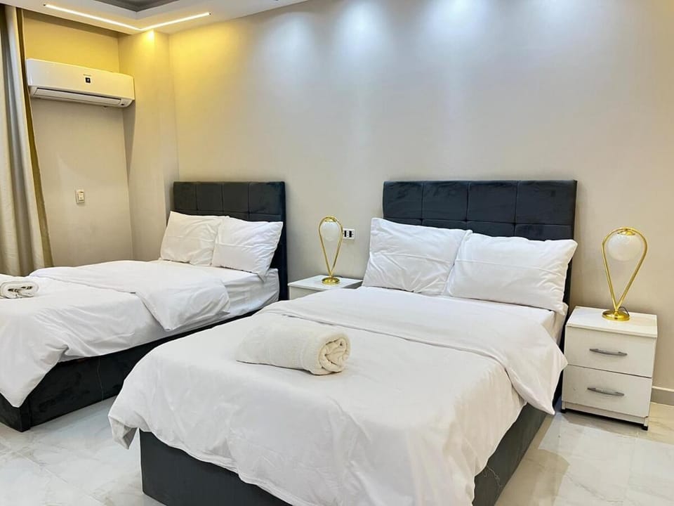 Central and Cosy 3 Bed With Landscape View Apartment in New Cairo City