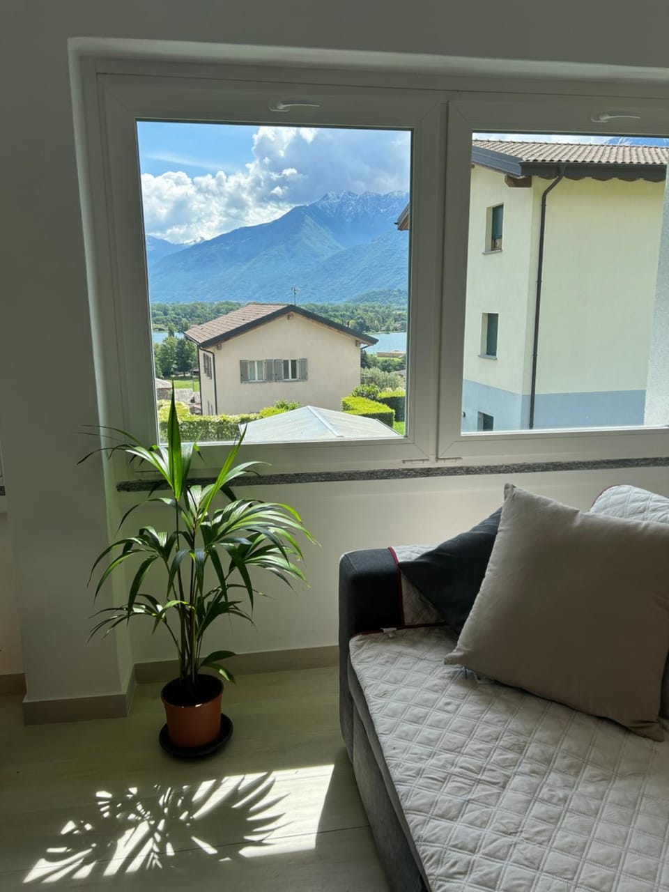 Natural landscape, Living room