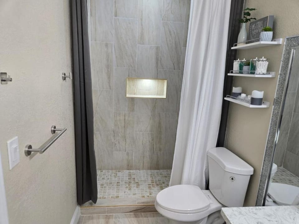 Shower, Bathroom