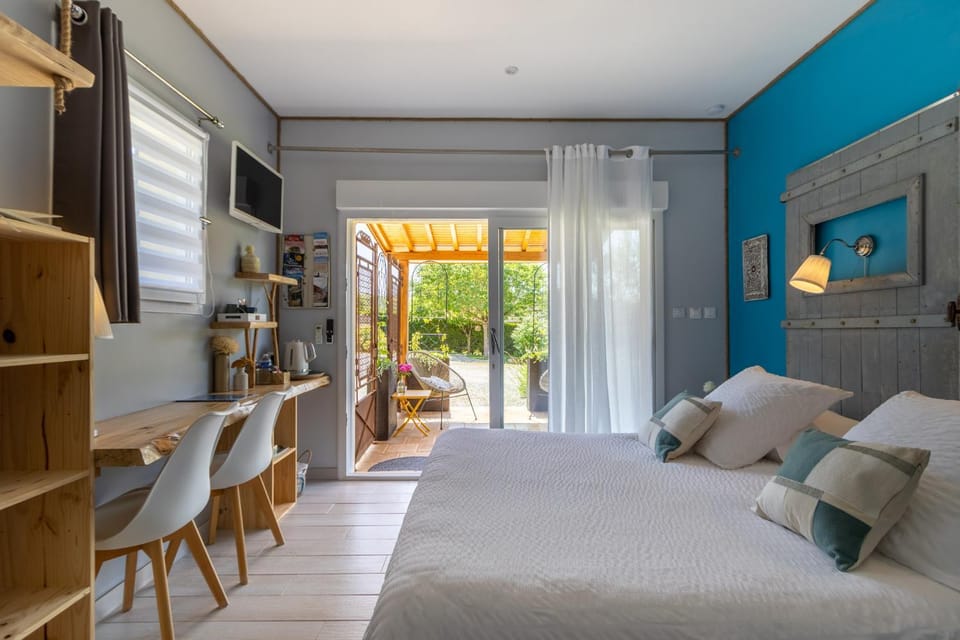 Chambre d'Hôtes Les Sauges Bed and Breakfast in Occitanie