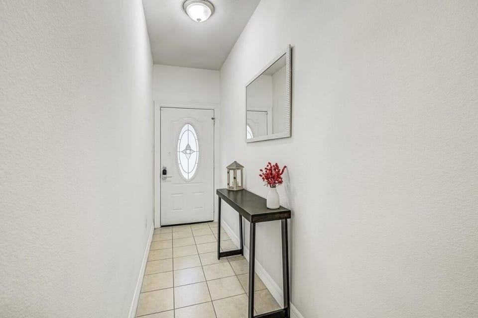 Modern Downtown Houston Gem - UH & NRG Stadium House in Houston