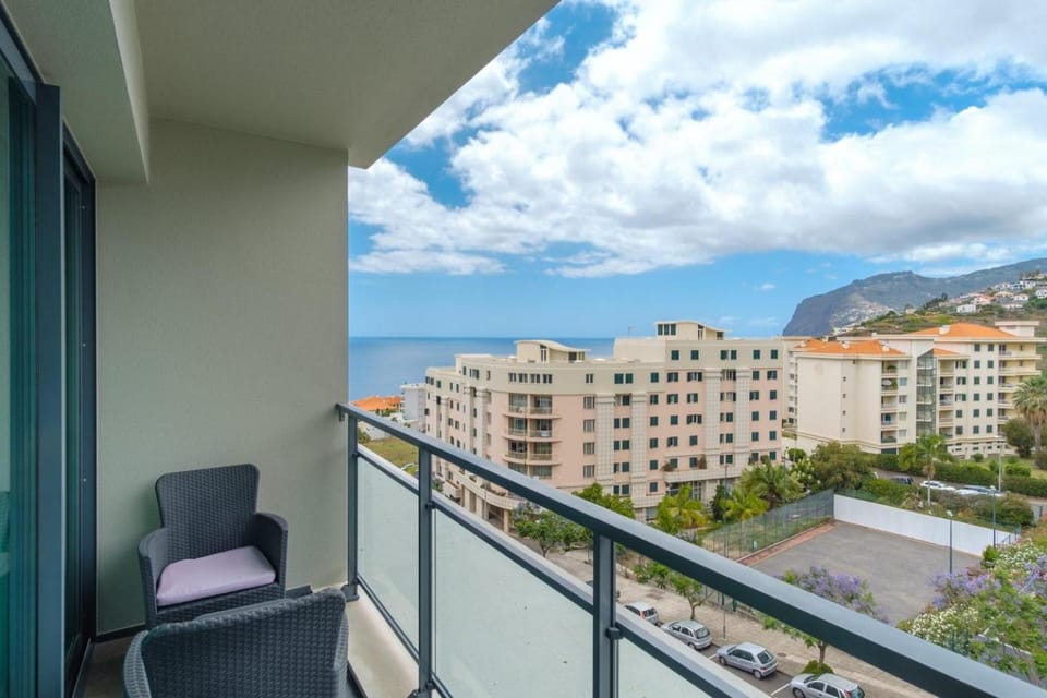 GuestReady - Modern space close to Formosa Beach Apartment in Funchal