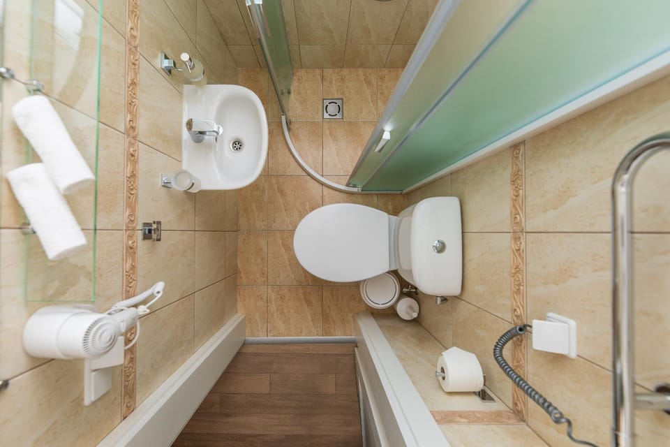 Shower, Toilet, Bathroom