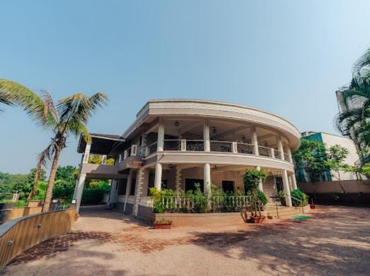 Empressa Villa in Aamby Valley City