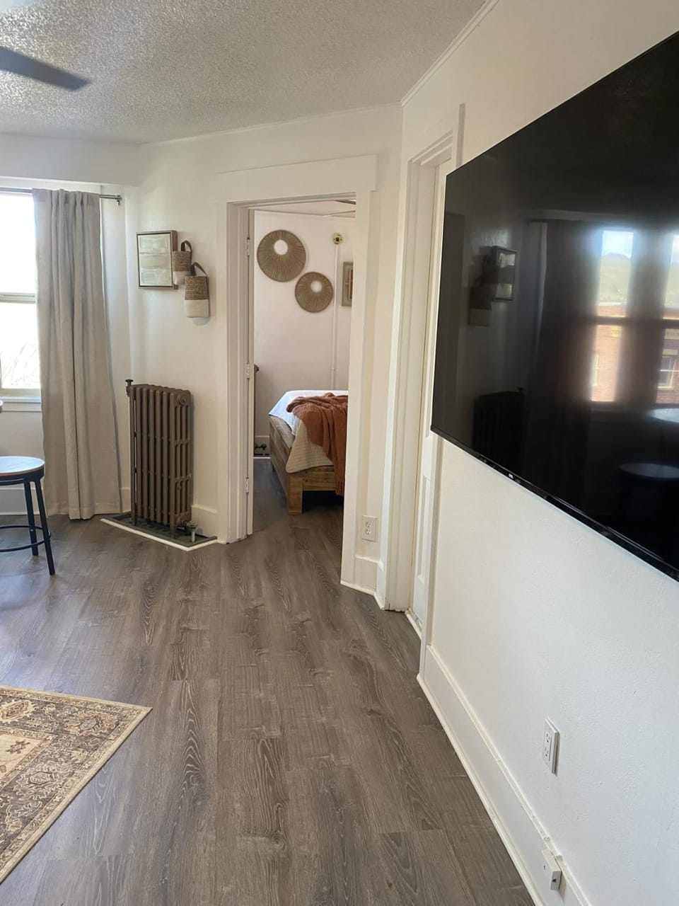 Unit 210 The Newest Boutique Stay at The George Apartment in Klamath Falls