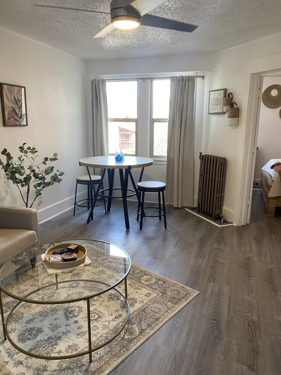 Unit 210 The Newest Boutique Stay at The George Apartment in Klamath Falls