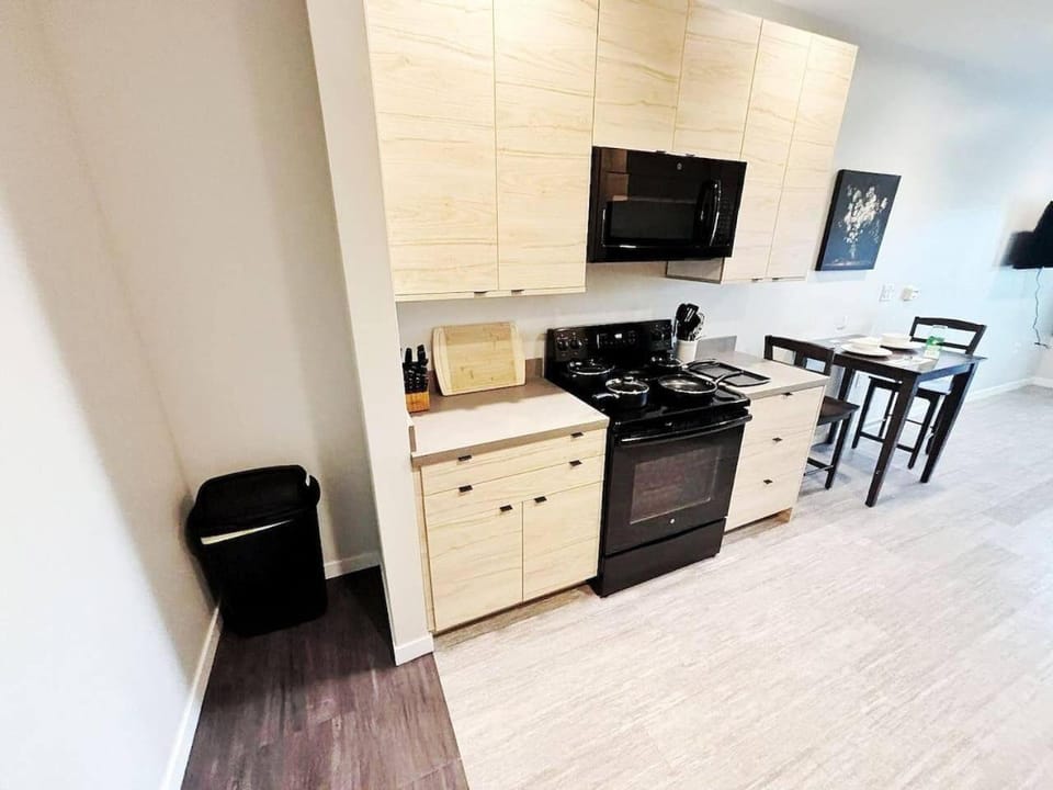 Aqua Loft Apartment in Des Moines