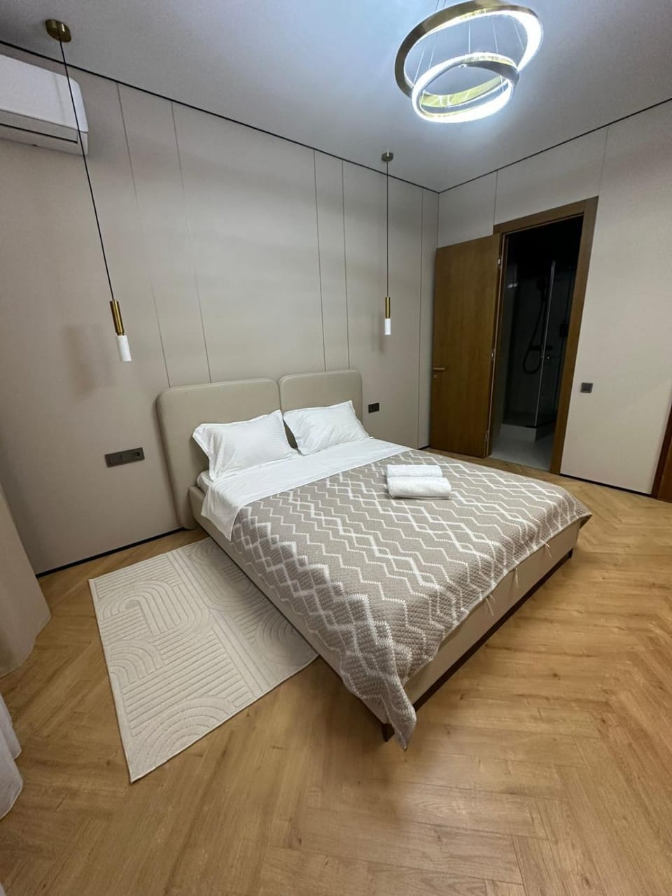 Bed, Photo of the whole room, Bedroom, wardrobe