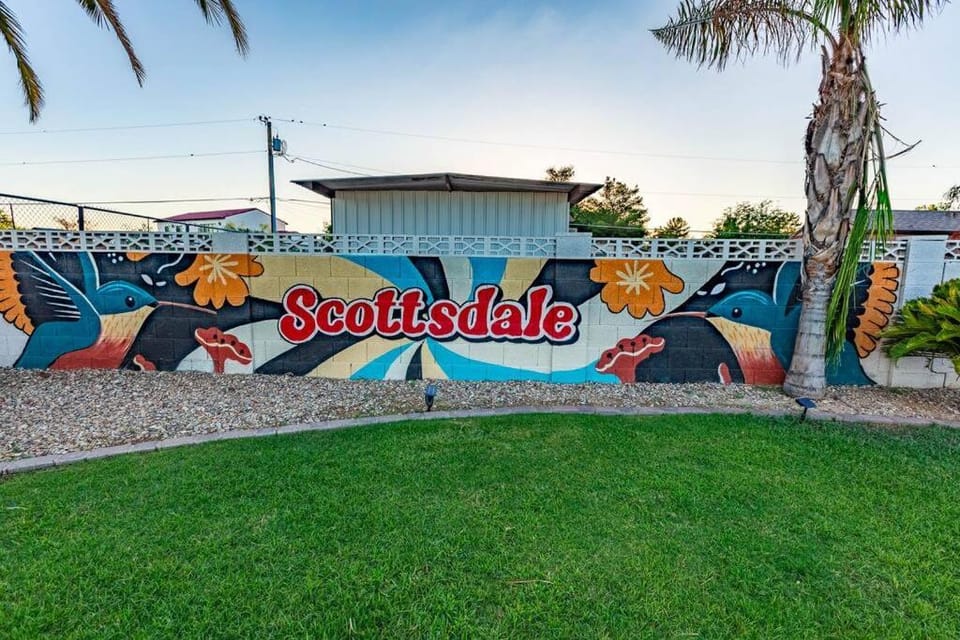 Desert Oasis With Pool Mini Golf King Bed RV Parking House in Scottsdale