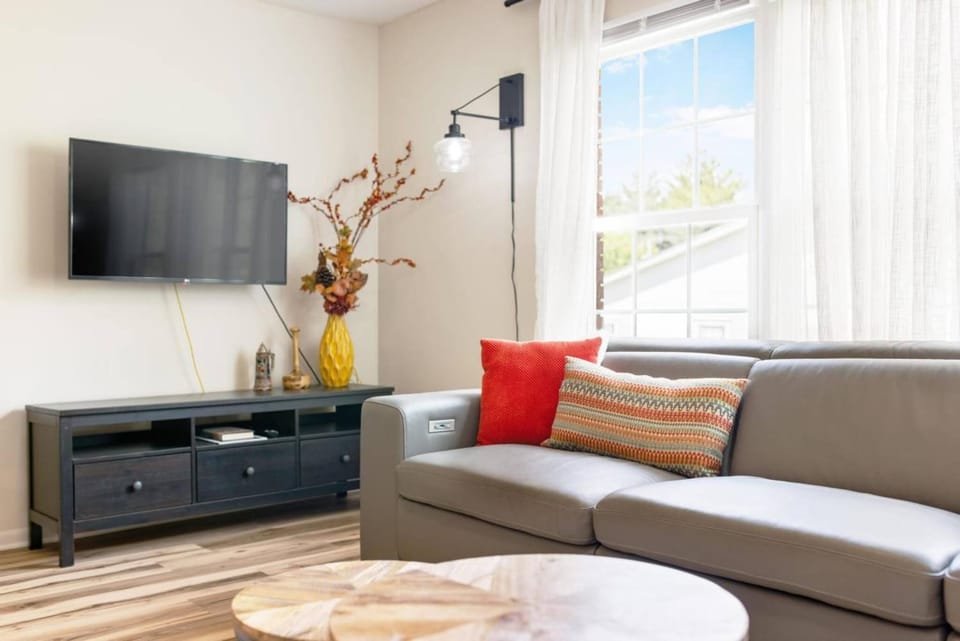 Living room, Seating area, Family, furniture