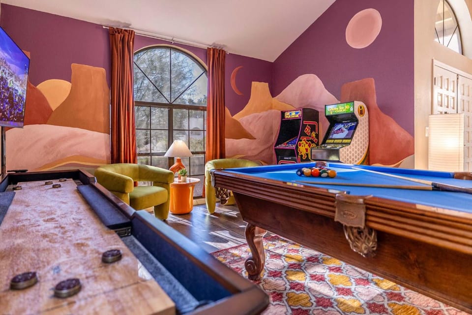 Scottsdale Lagoon With Pool Movie Theater Heated Pool Game Room Golf House in Phoenix