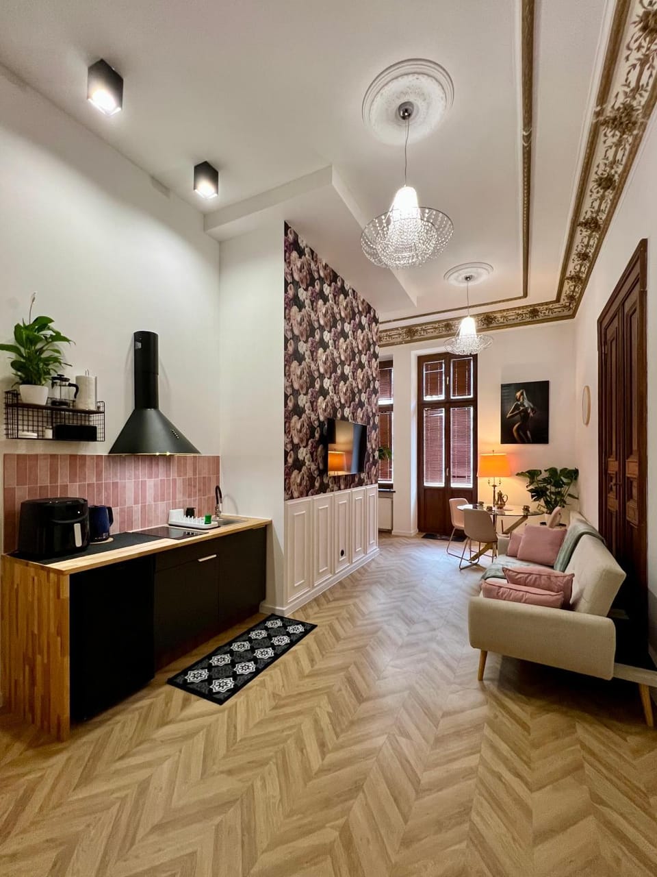 Living room, Seating area