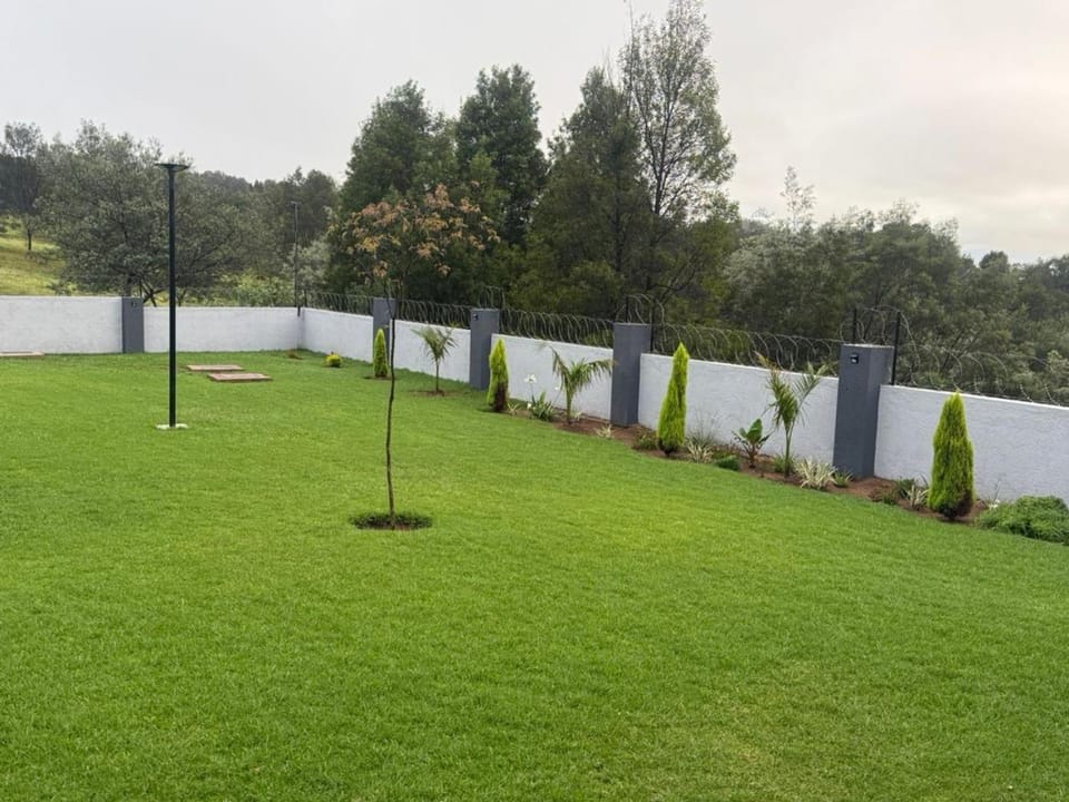 Property building, Garden