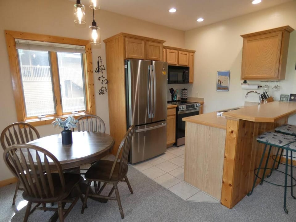 Greenside at Schuss Mountain Apartment in Michigan