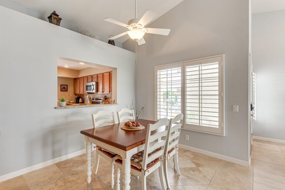 Palm Desert Oasis: Resort w/ Pools, Tennis & Golf! Villa in Palm Desert